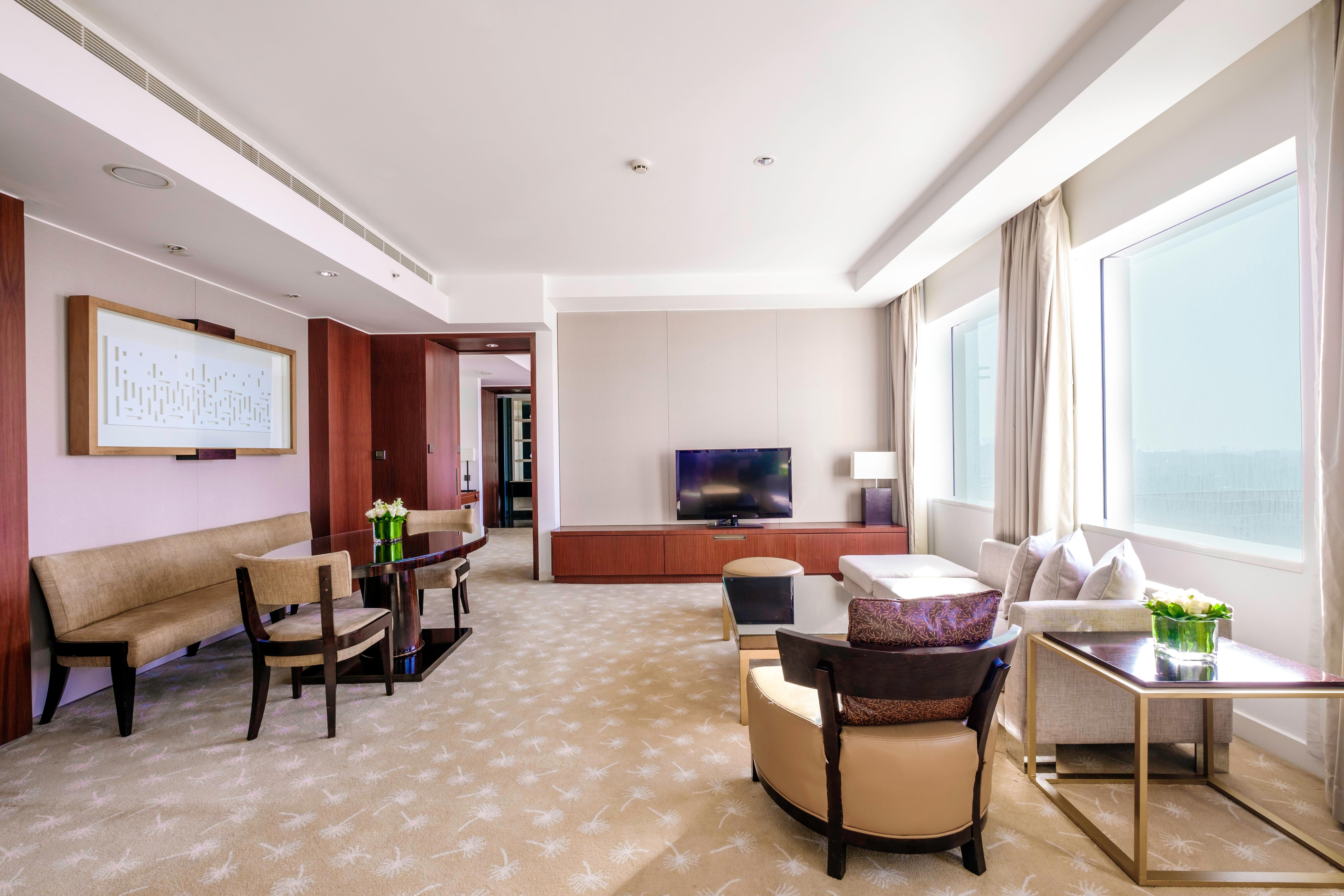 Intercontinental Dubai Festival City By Ihg Exterior foto A suite at the hotel