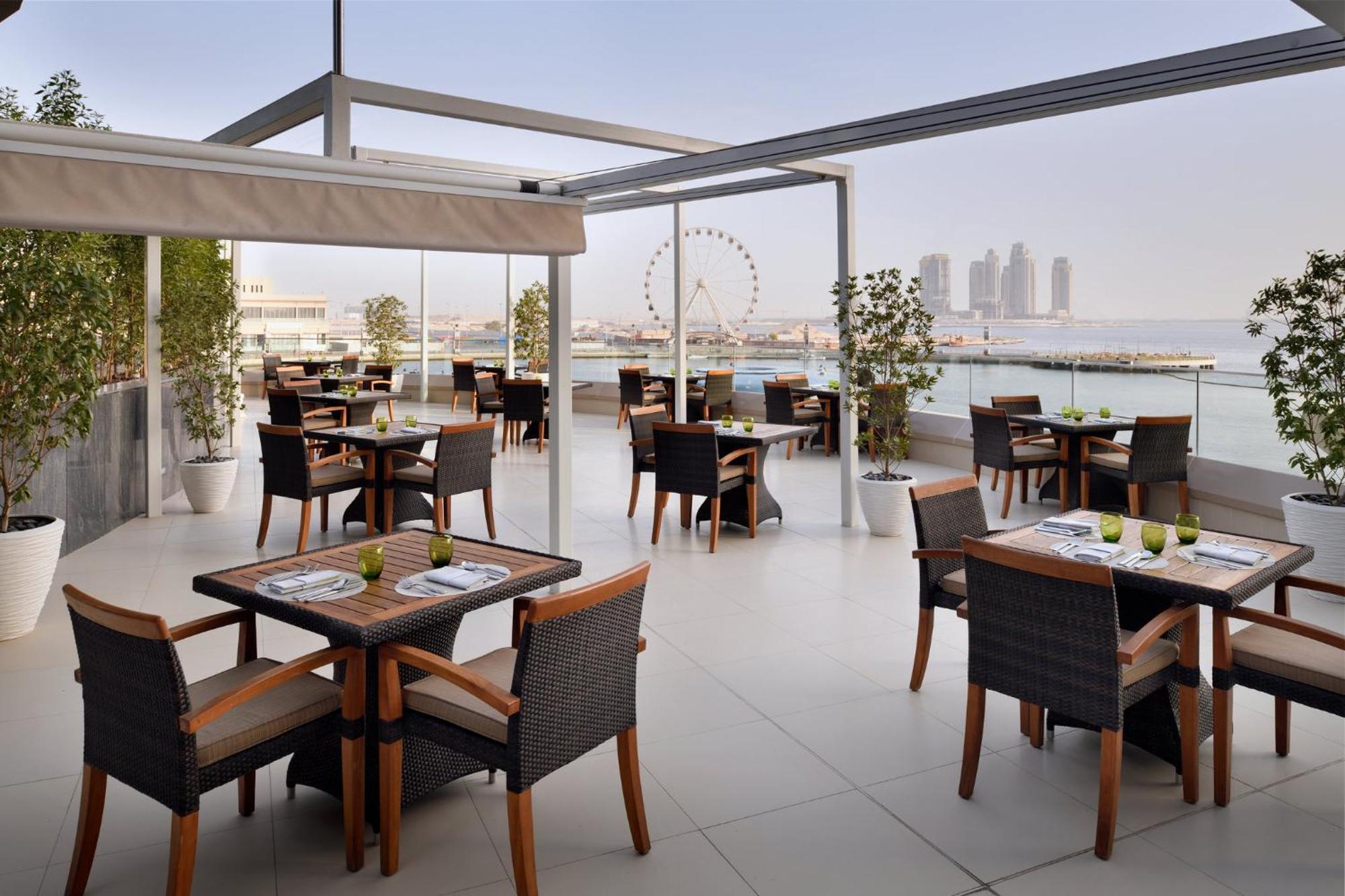 Intercontinental Dubai Festival City By Ihg Exterior foto The View at The Address